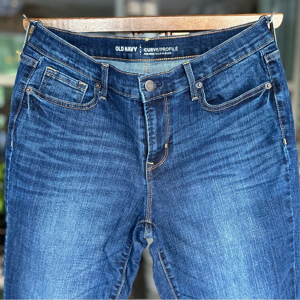 Old Navy Women's Curvy Mid-Rise Blue Jeans